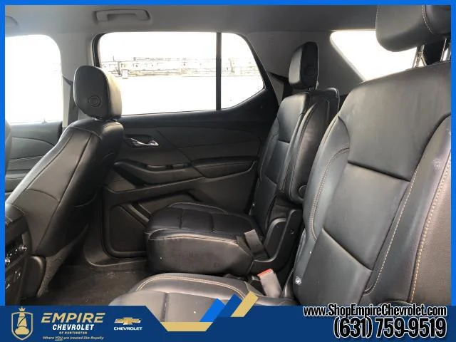 Used 2018 Mosaic Black Metallic Chevrolet 3LT image 9