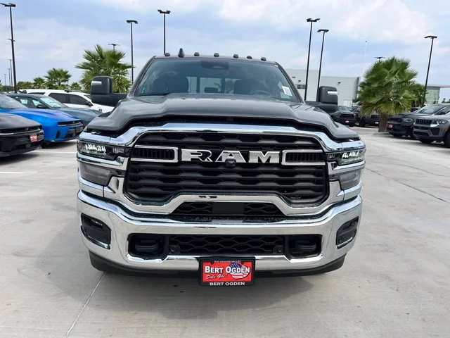 New 2027 Granite Crystal Metallic Clear-Coat Exterior Paint RAM Tradesman image 2