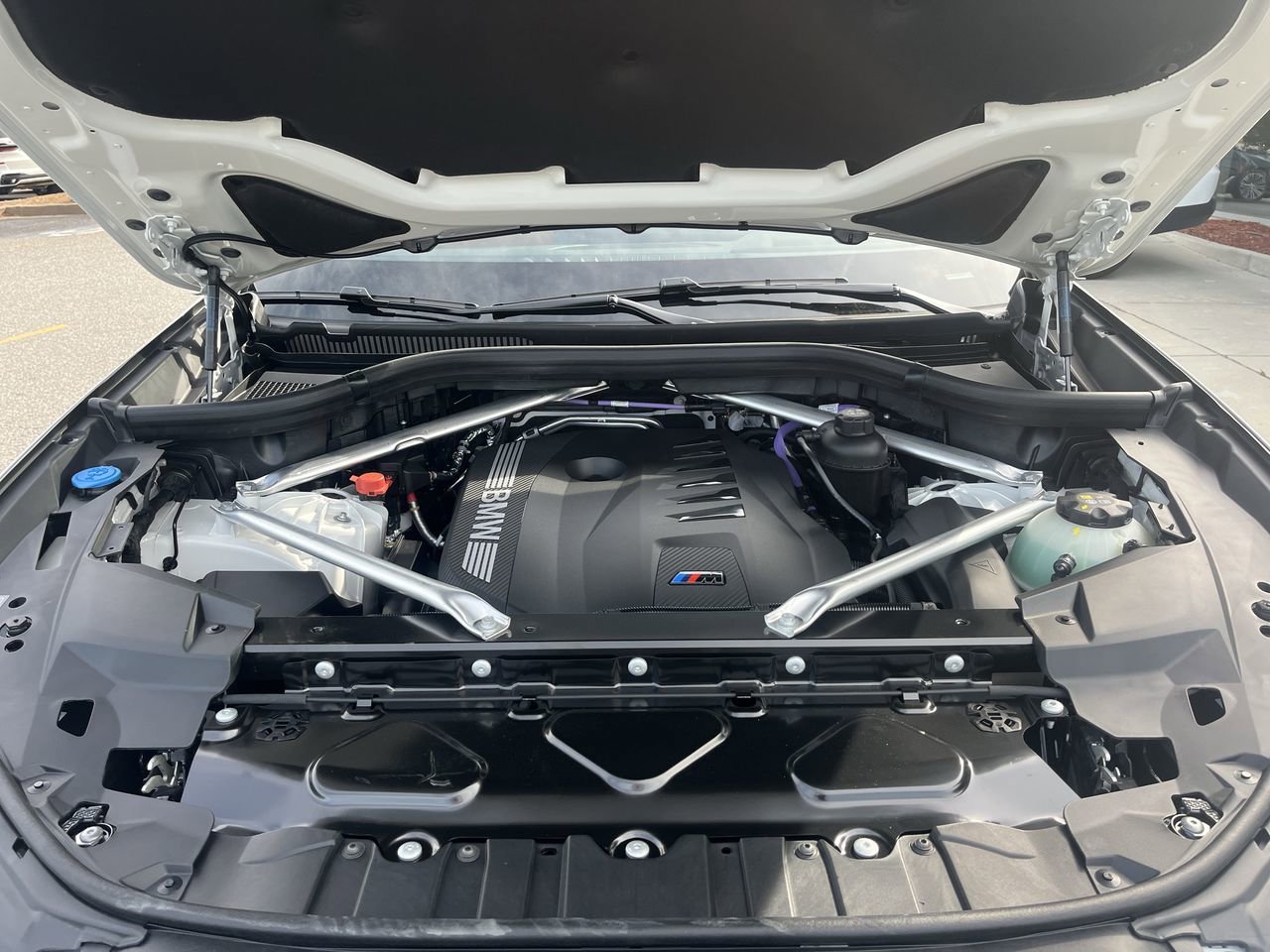 New 2027 Mineral White Metallic BMW xDrive40i image 39