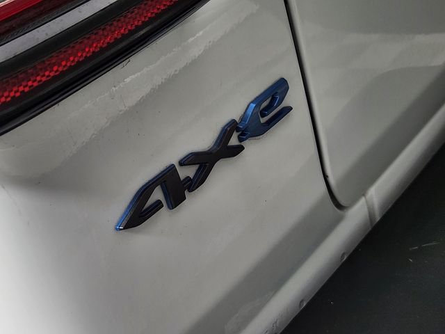 Used 2024 White Jeep Sport S 4xe image 9