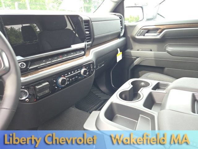 New 2026 Summit White Chevrolet LT (2FL) image 10