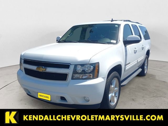 2012 Chevrolet Suburban 4WD 1500 LT's photo