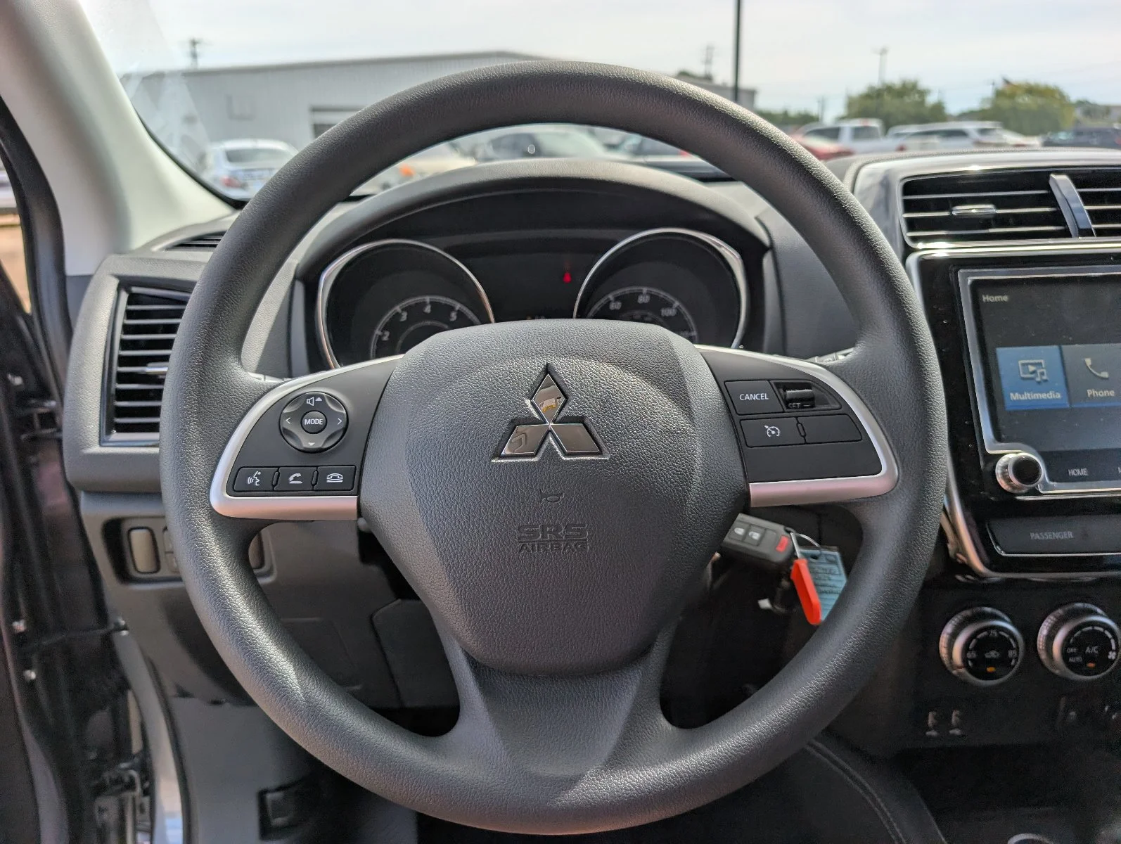 New 2027 Gray Mitsubishi 2.0 ES image 24
