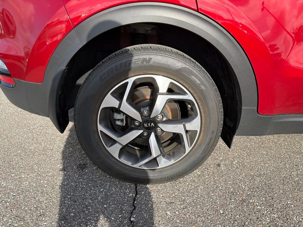Used 2020 Red Kia LX image 26