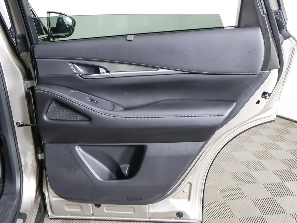 Used 2023 Titanium INFINITI LUXE image 29