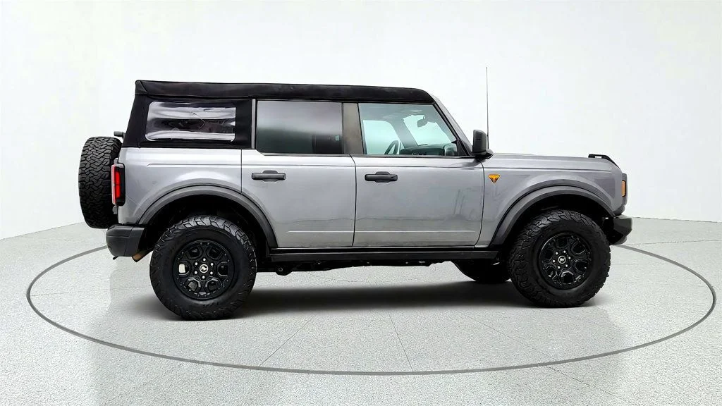 Used 2023 Carbonized Gray Metallic Ford Badlands 4 Door Advanced 4x4 image 4