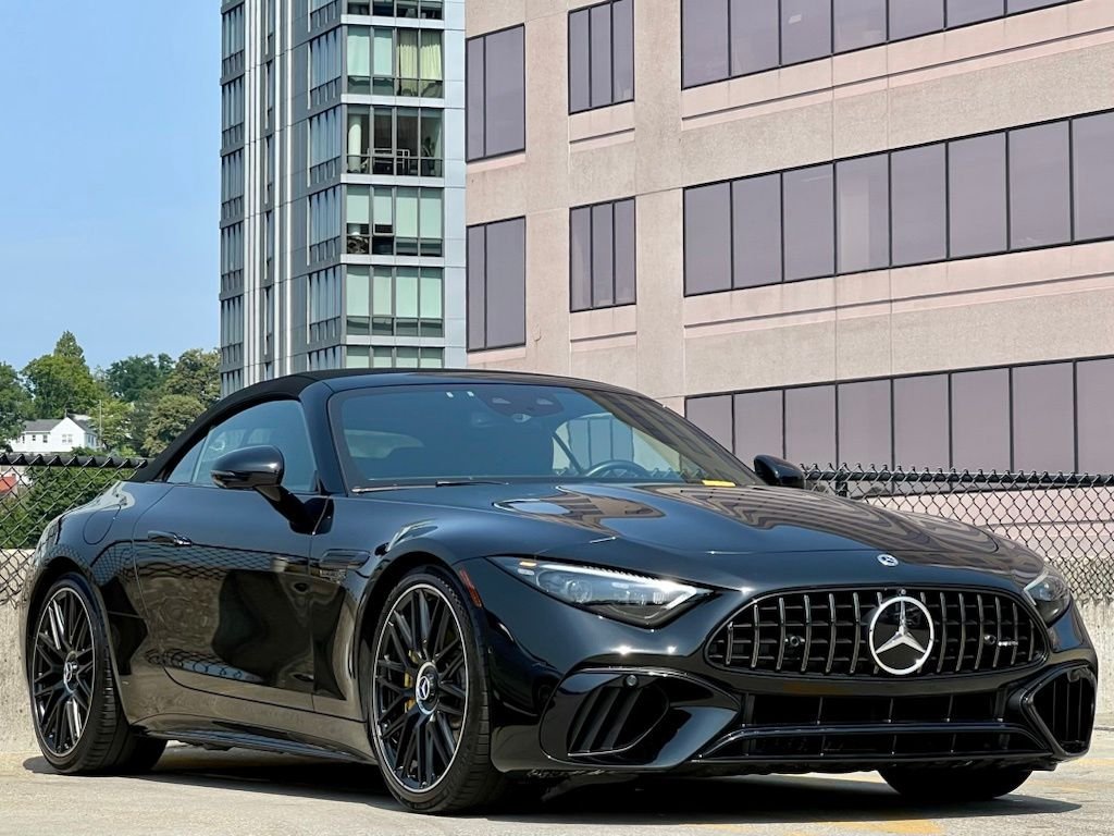2022 Mercedes-Benz SL Mercedes-AMG SL 63 4MATIC+'s photo