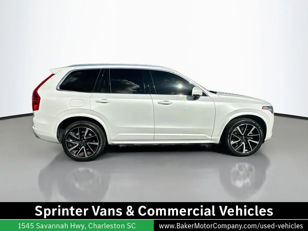 Used 2022 Crystal White Volvo T6 Momentum image 7