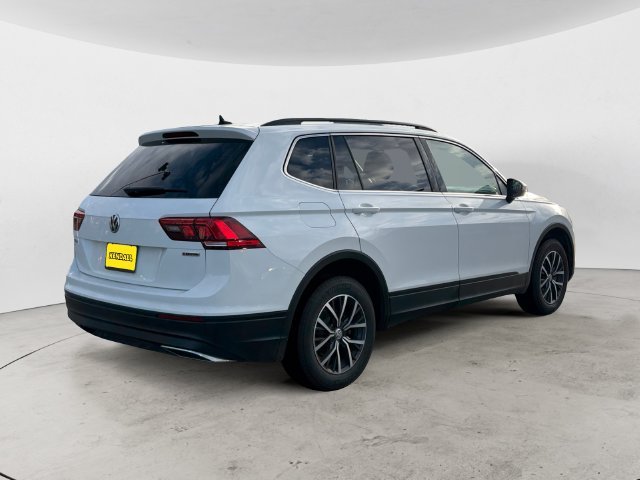 Used 2019  Volkswagen 2.0T SE image 5