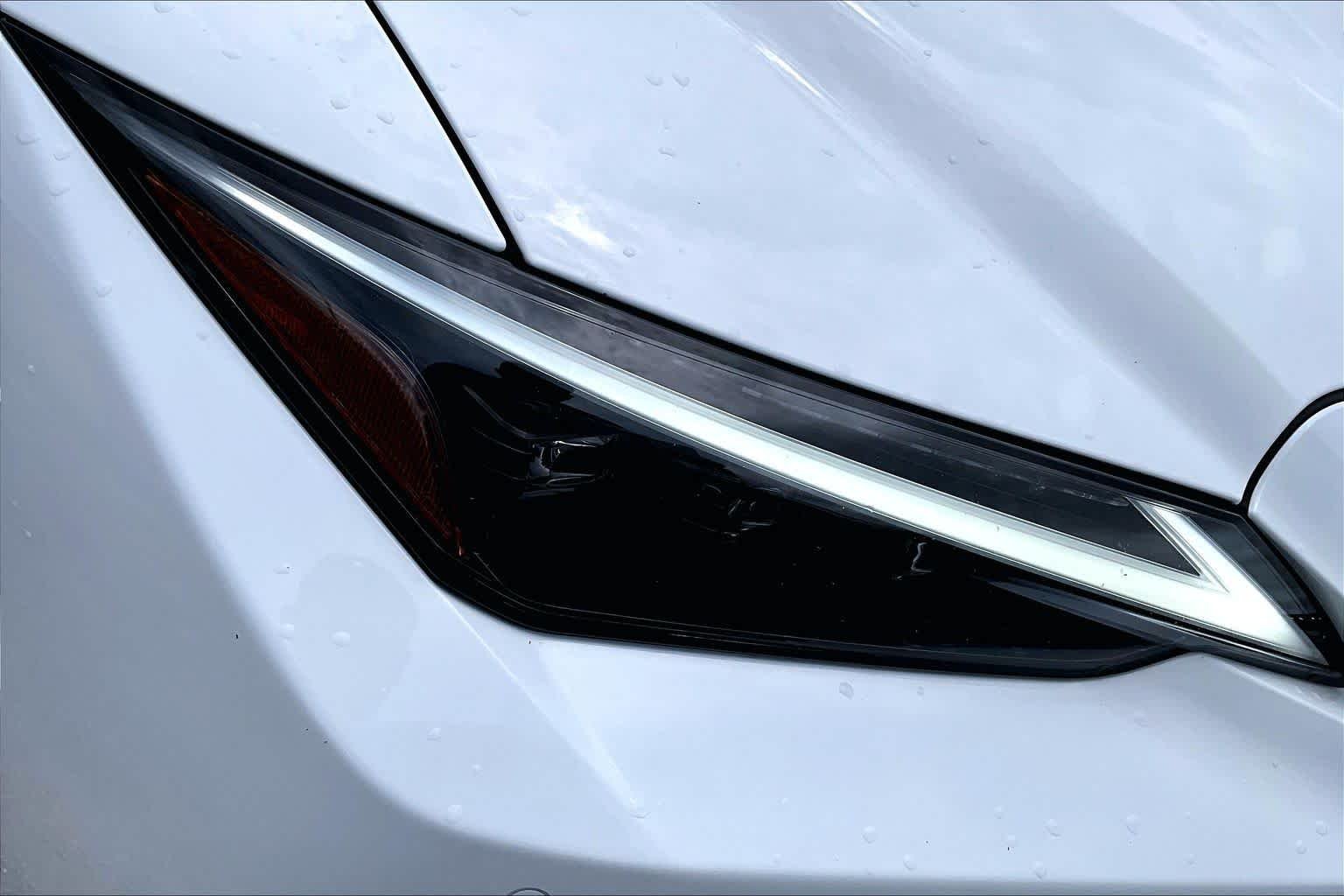 Used 2024 Ultra White Lexus F SPORT Performance Premium image 31