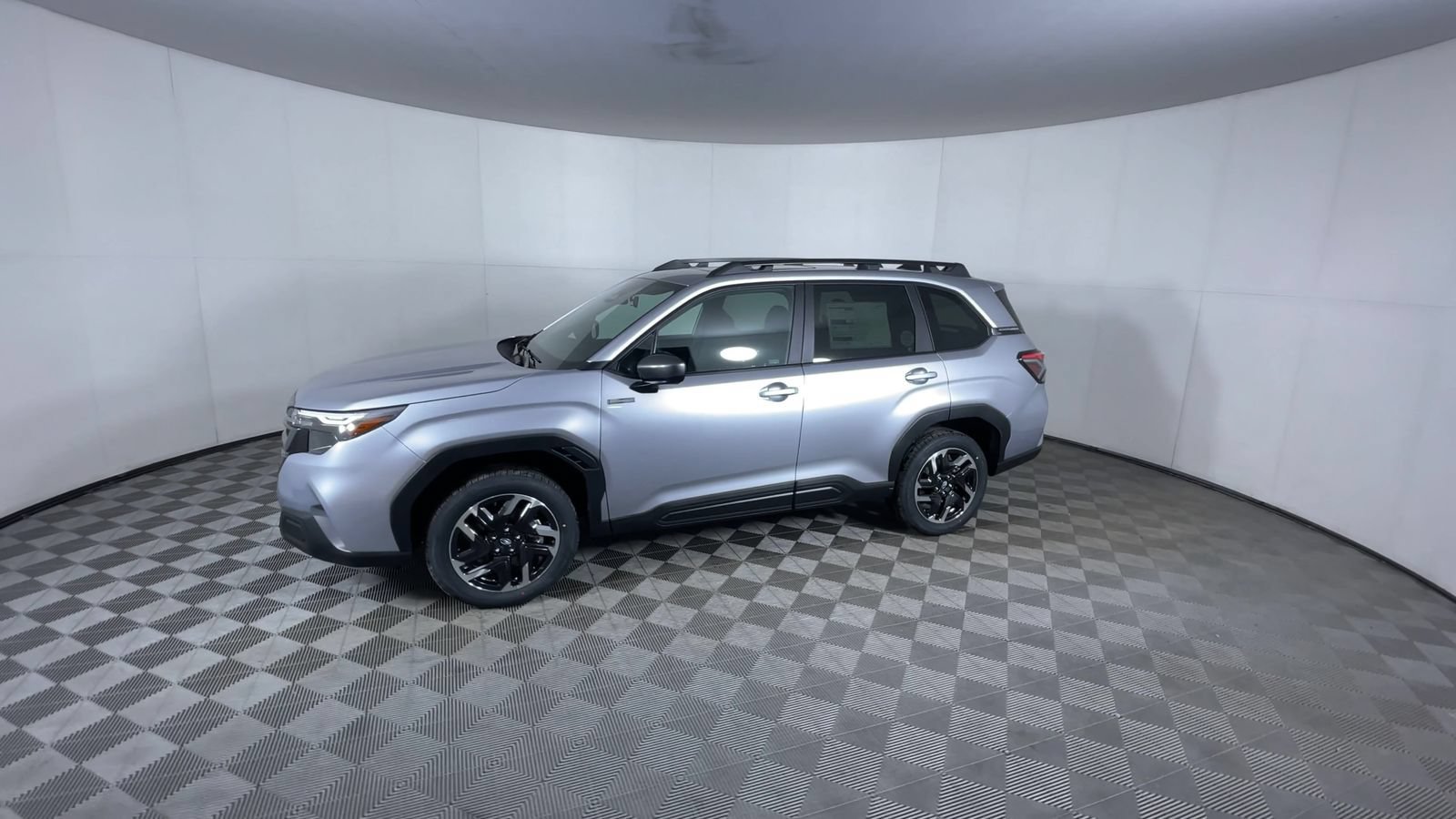New 2026 ICE SILVER METALLIC Subaru Premium Hybrid image 4