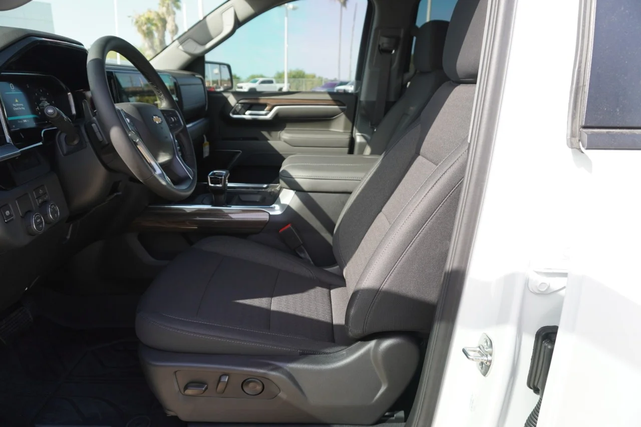 2026 Chevrolet Silverado 1500 LT - Photo 20