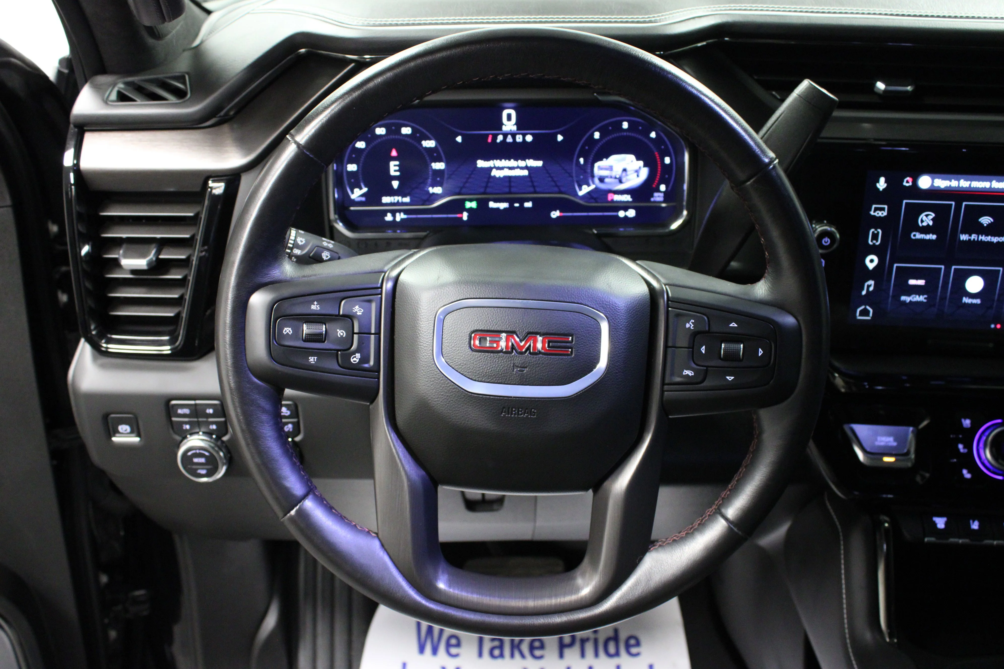 Used 2025 Onyx Black GMC AT4X image 17