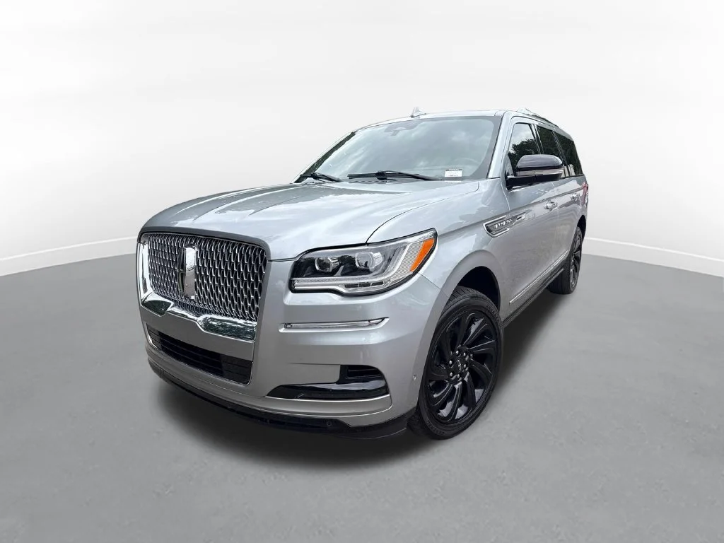 2023 Lincoln Navigator
