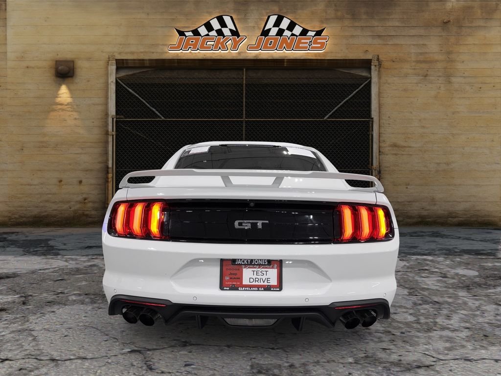 Used 2018 Oxford White Ford GT image 8