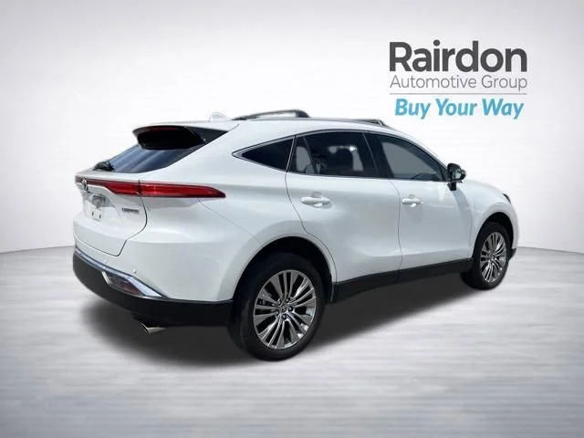 Used 2023 Platinum White Pearl Toyota Limited image 7