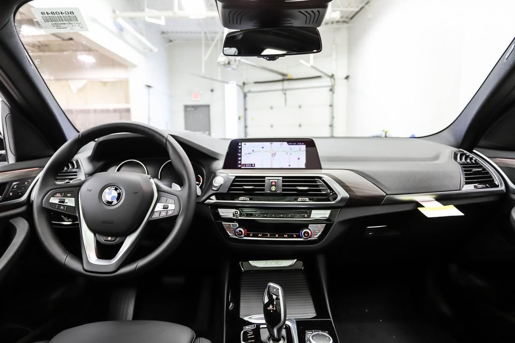 Used 2021 Alpine White BMW xDrive30i image 36
