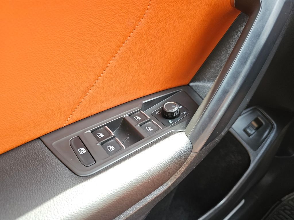 2021 Volkswagen Tiguan SEL Premium R-Line - Photo 32