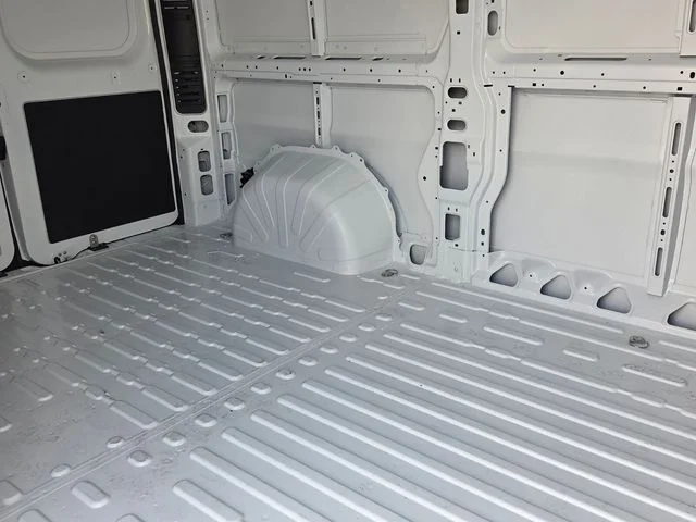 New 2026 Bright White Clearcoat RAM Base image 12