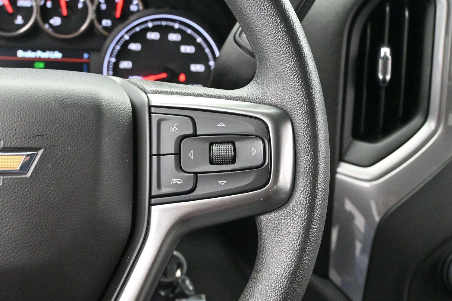 Used 2022 Summit White Chevrolet Custom image 16