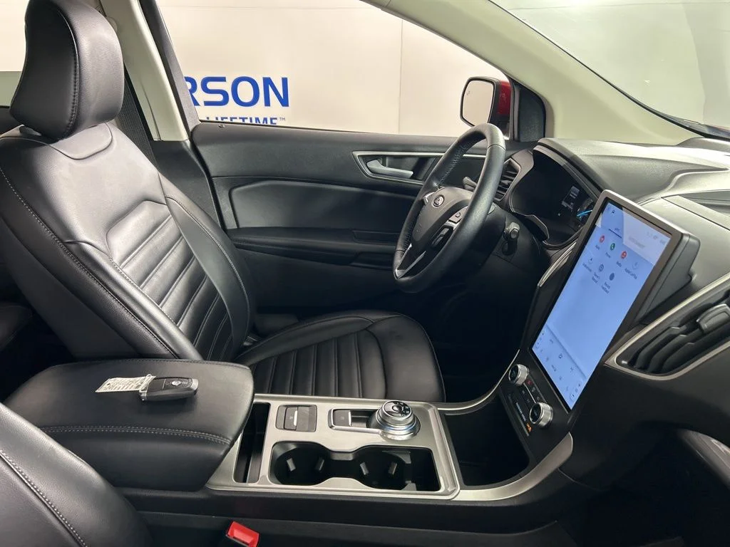 2024 Ford Edge SEL - Photo 25