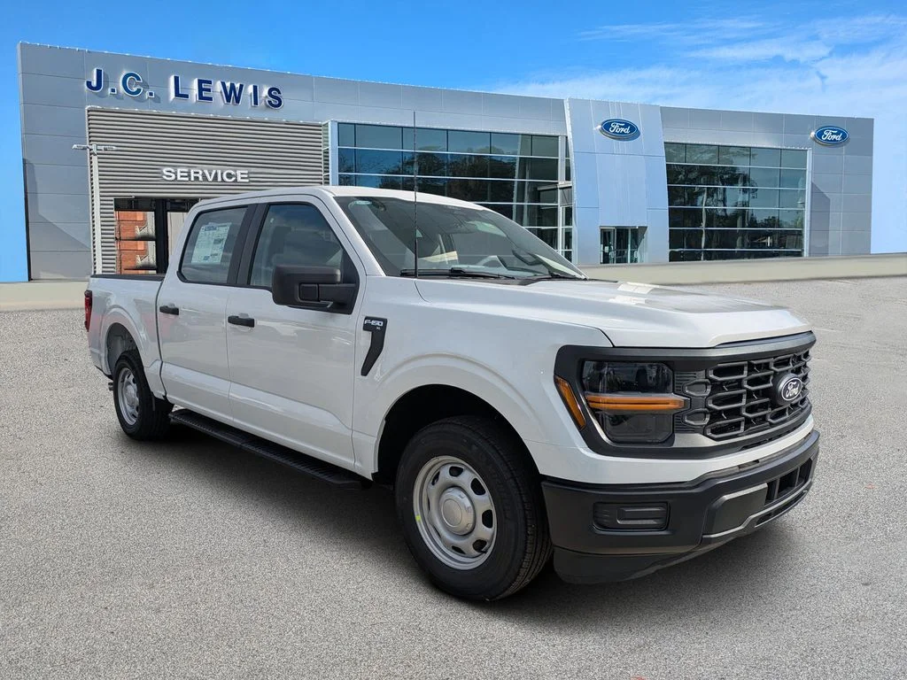 New 2026 Oxford White Ford XL image 1