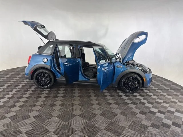 Used 2024 Blue MINI Signature image 13
