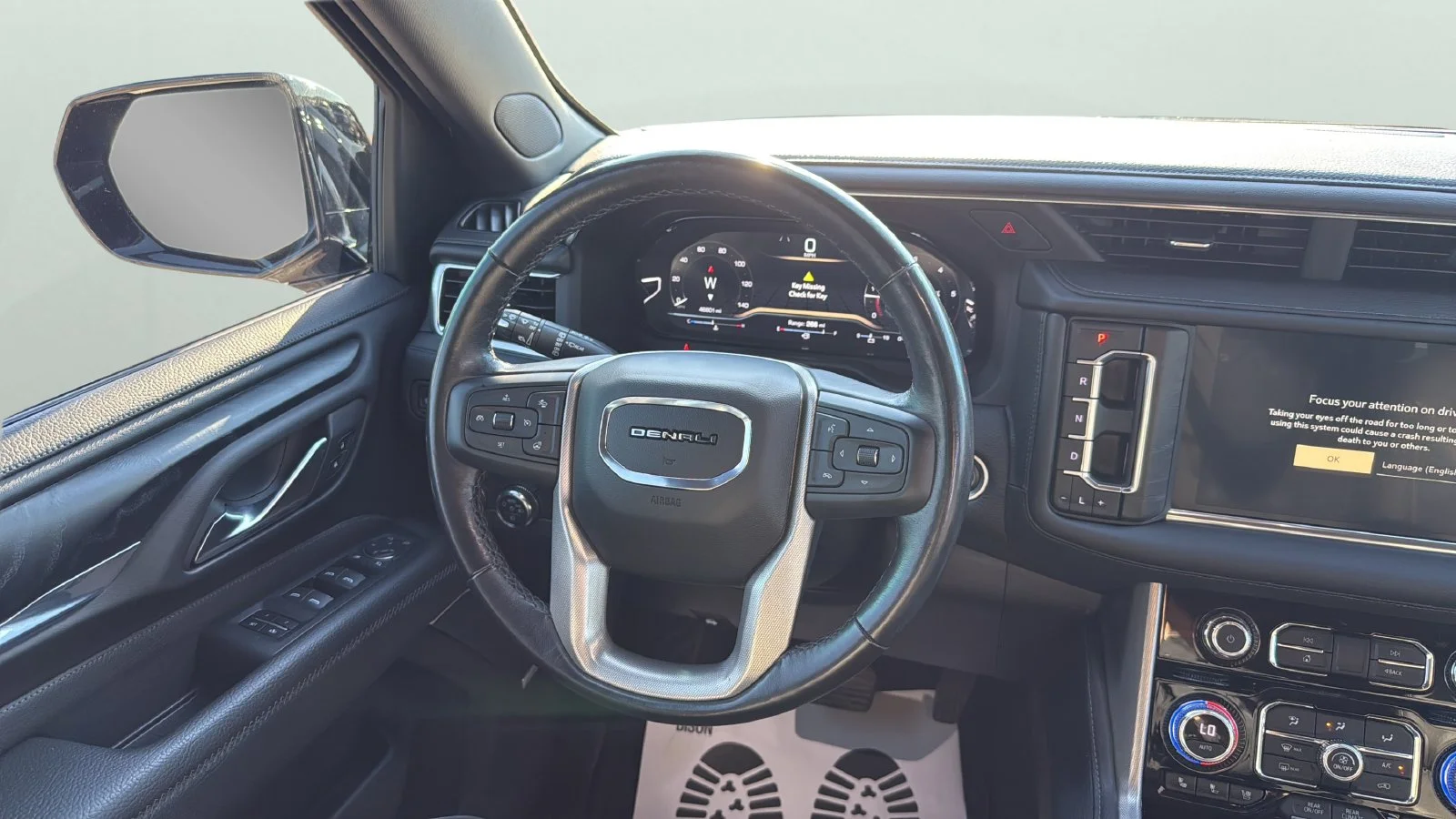 Used 2022 Black GMC Denali image 12