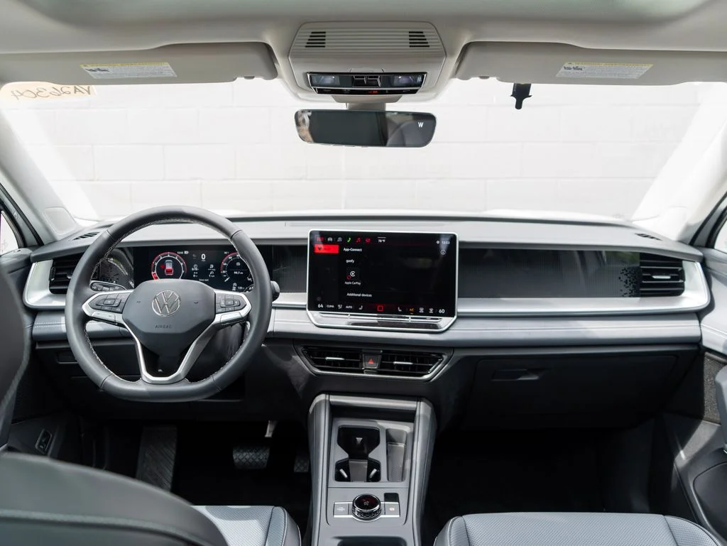 New 2026 Pure White Volkswagen 2.0T SE image 10