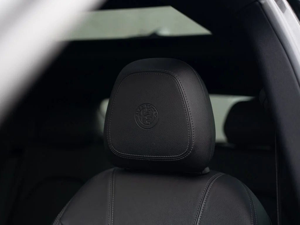 Used 2023 Gray Alfa Romeo Ti image 19