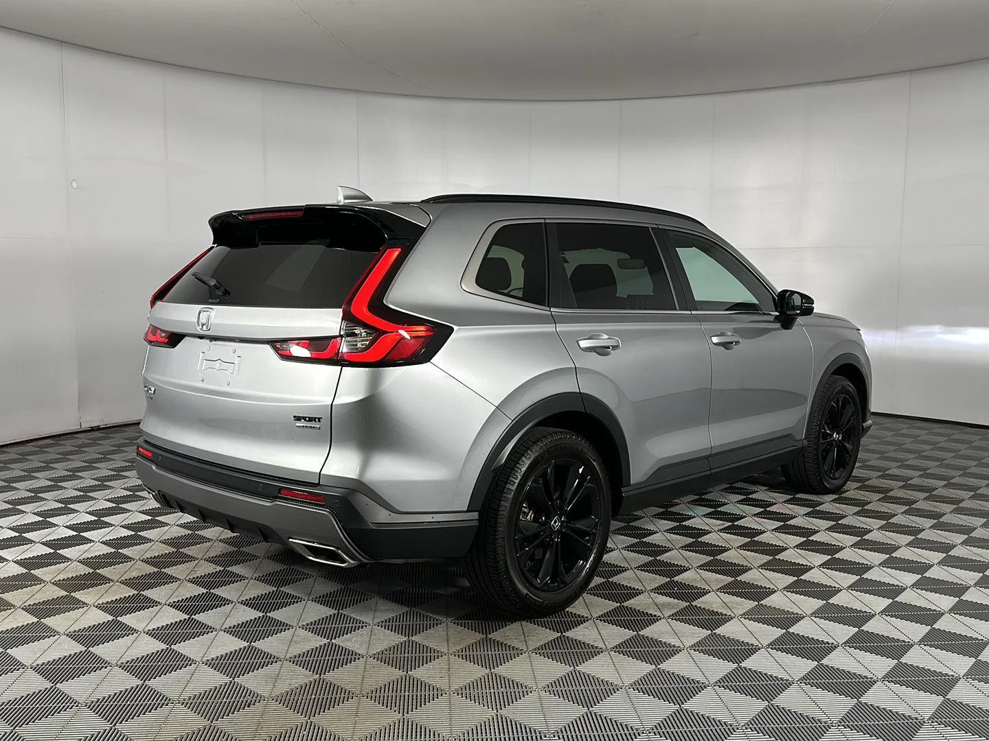Used 2024 Lunar Silver Metallic Honda Sport Touring image 25