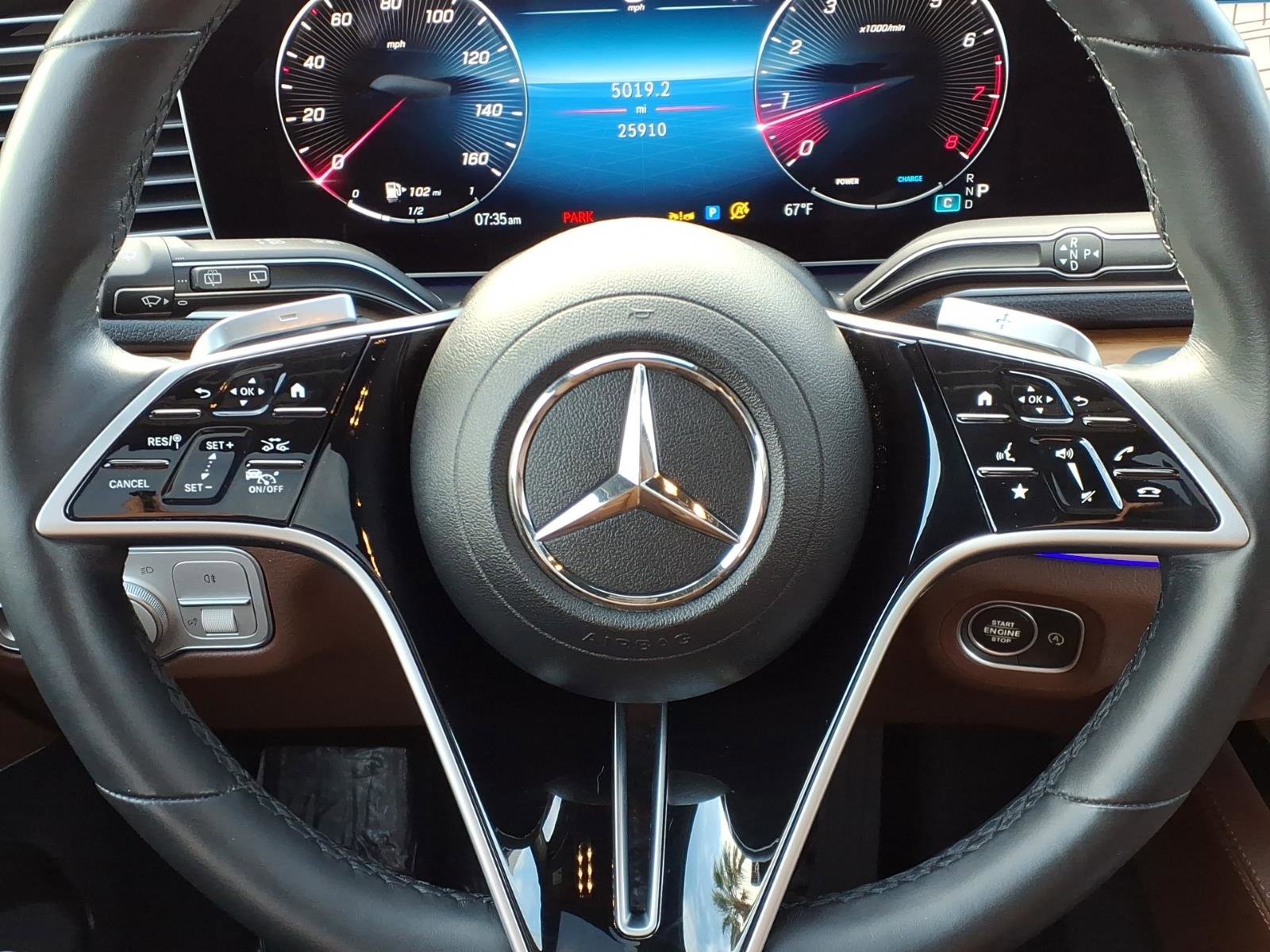 Used 2024 Emerald Green Metallic Mercedes-Benz GLE350W4 image 8