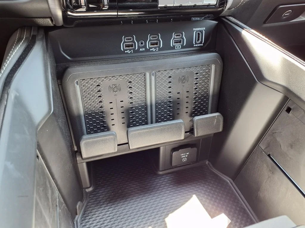 2026 RAM 2500 Rebel - Photo 10