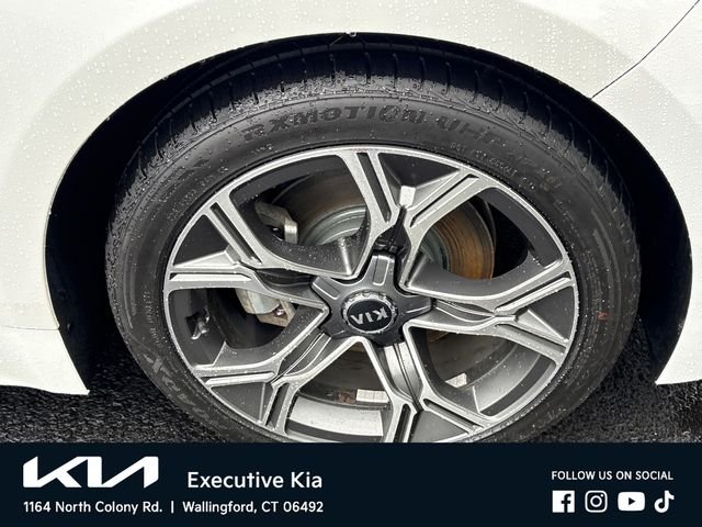 Certified Used 2020 White Kia GT-Line image 7