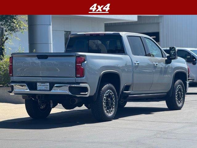 2025 Chevrolet Silverado 3500 HD LTZ - Photo 3