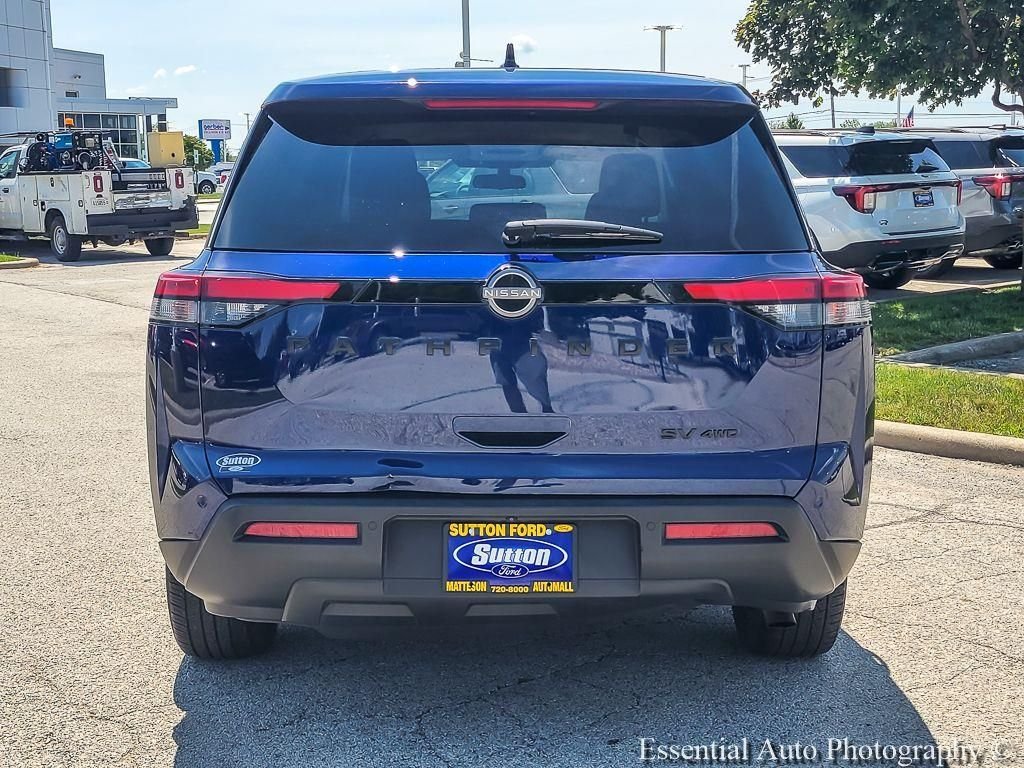 Used 2022 Deep Ocean Blue Nissan S image 5