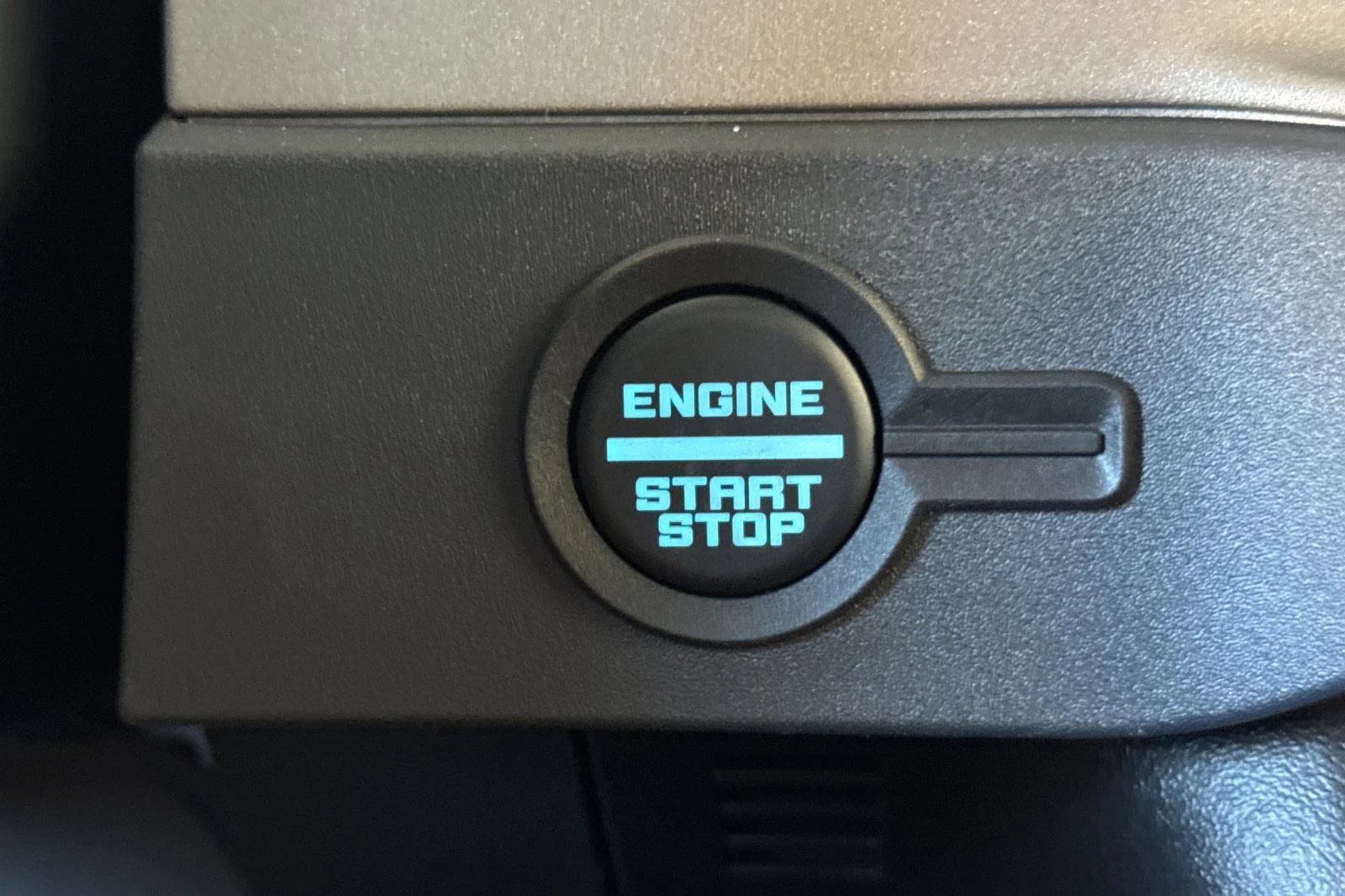 New 2026 Desert Sand Ford Outer Banks® image 25