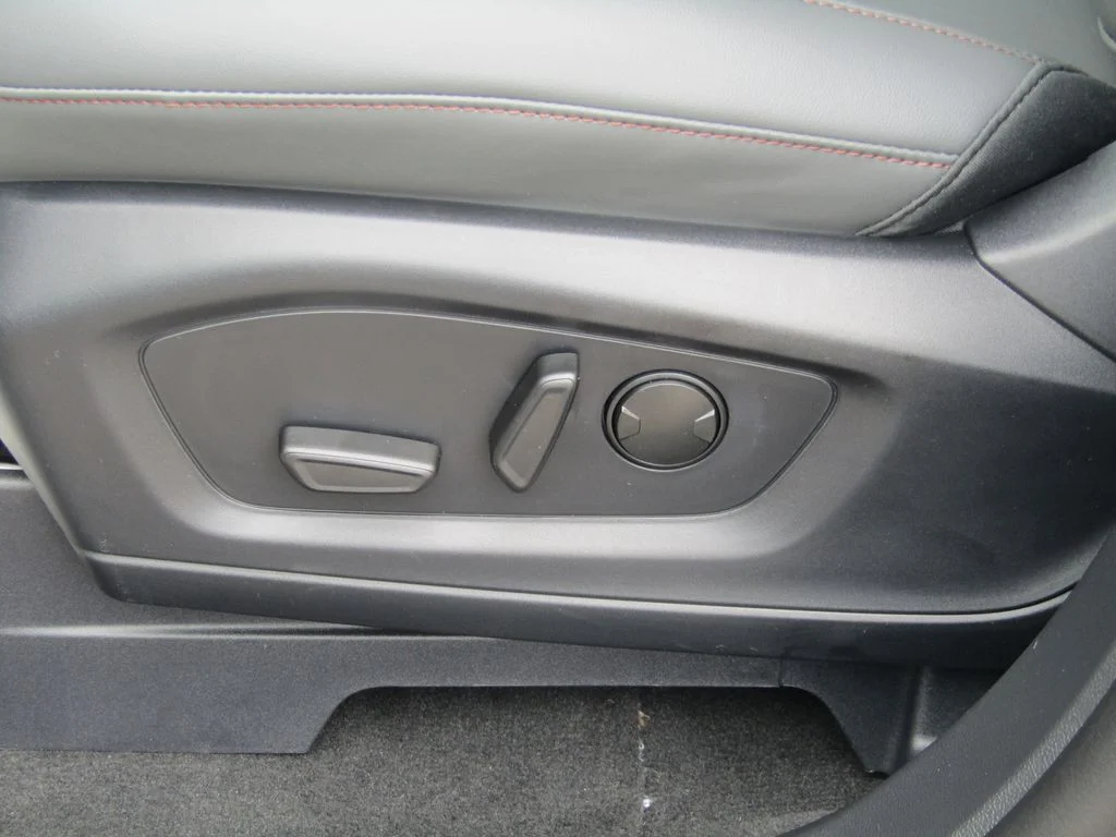 New 2026 Agate Black Metallic Ford Active image 32
