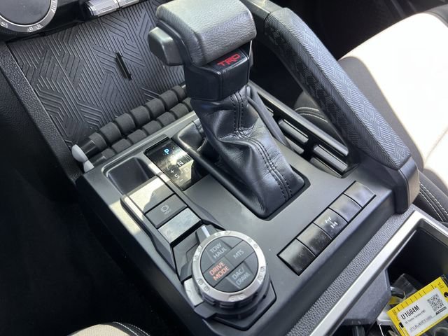 2024 Toyota Tacoma SR5 - Photo 15