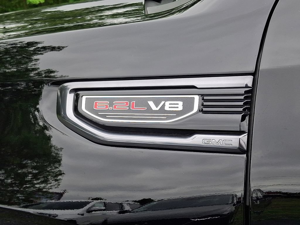 Used 2024 Onyx Black GMC AT4 image 35