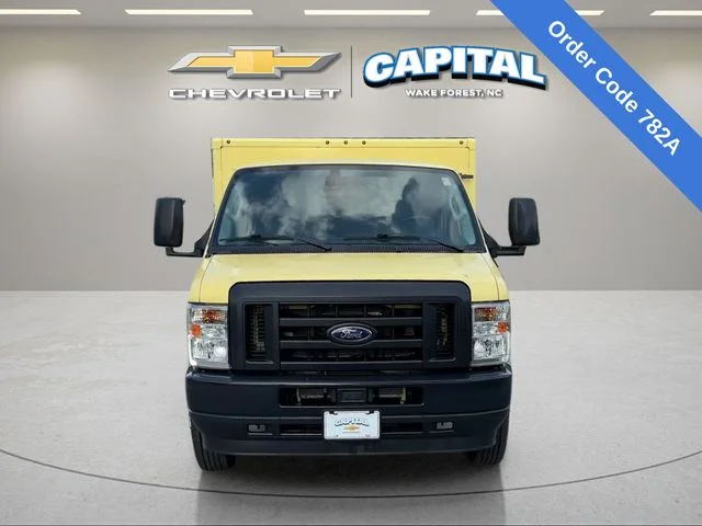 Used 2022 Yellow Ford Base image 11