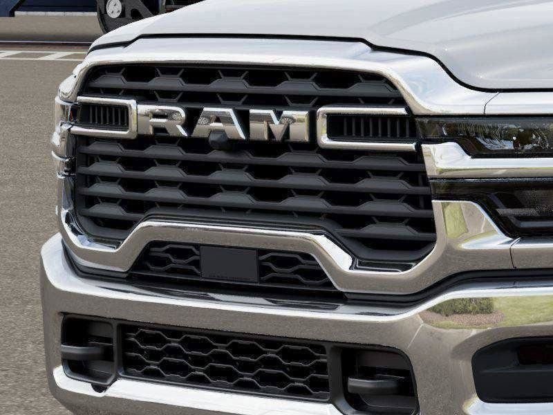 New 2026 Bright White Clear-Coat Exterior Paint RAM Tradesman image 29