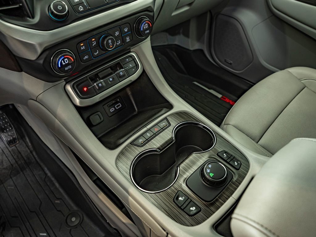Used 2020 Satin Steel Metallic GMC SLT image 26