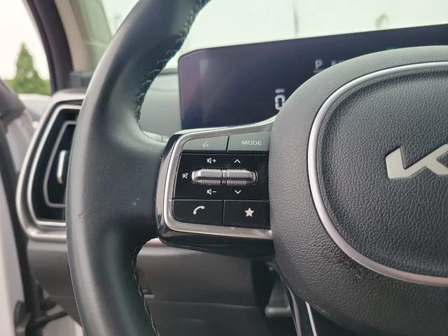 Certified Used 2024 White Kia S image 17