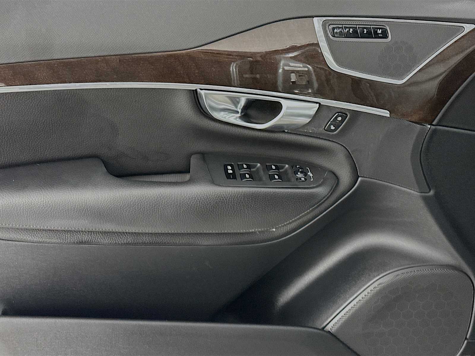 Certified Used 2019 Osmium Grey Metallic Volvo Momentum image 17