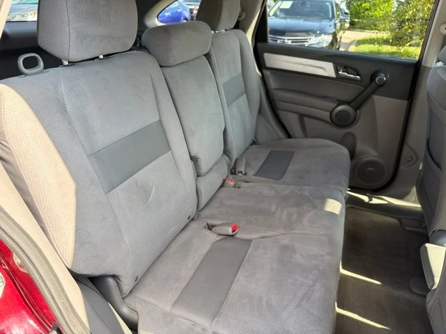 Used 2011 Red Honda SE image 24