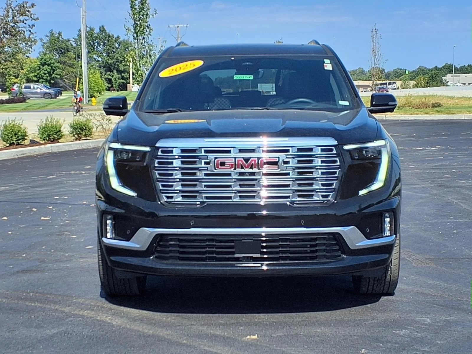 Used 2025 Ebony Twilight Metallic GMC AWD Denali image 35