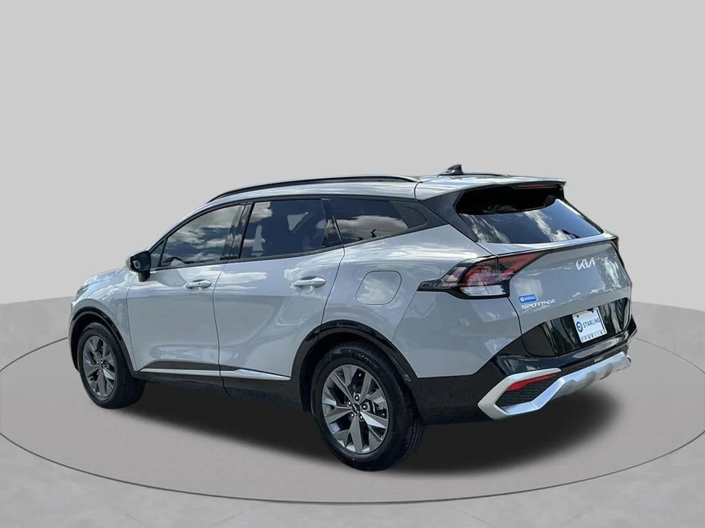 Used 2023 Gray Kia SX image 4