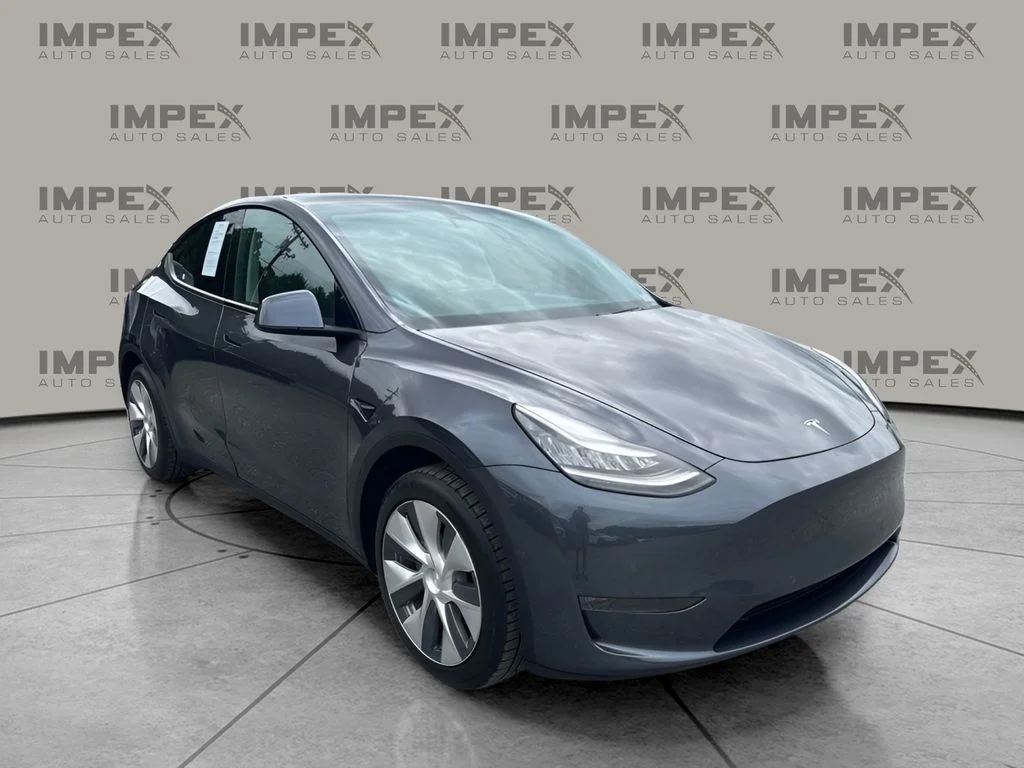 Used 2020 Gray Tesla Long Range image 7