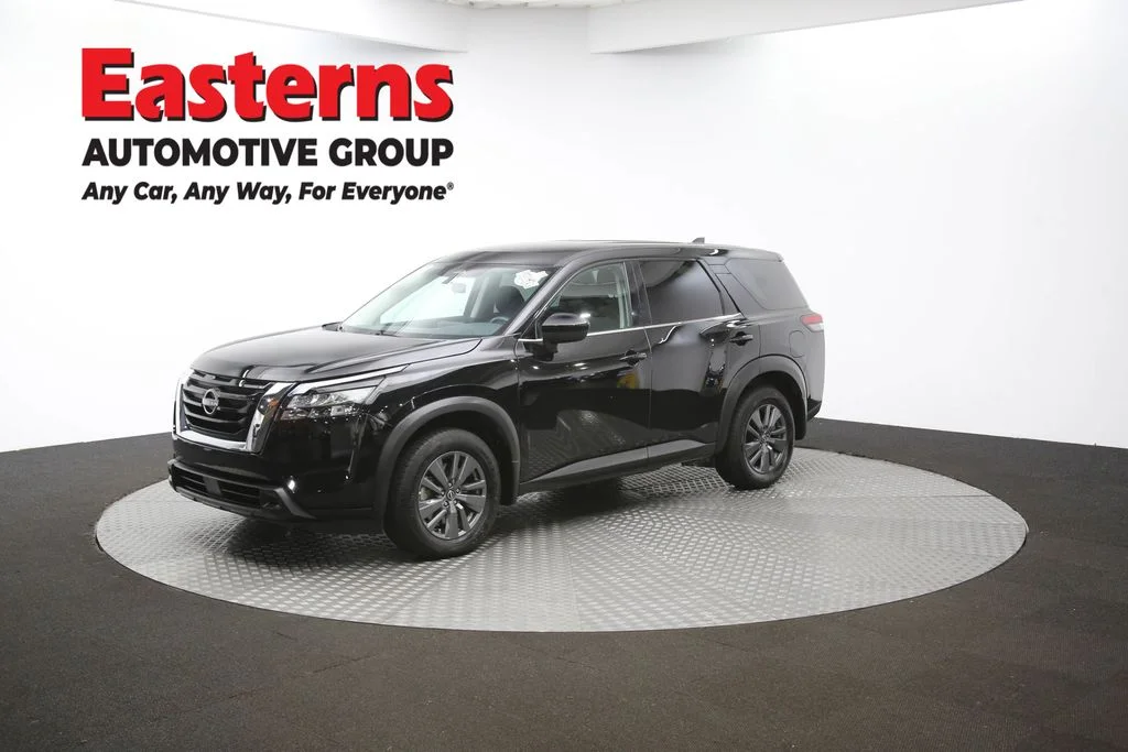 Used 2024 Black Nissan S image 57